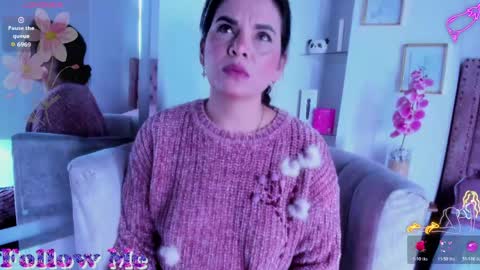 laura hotties online show from 05/12/26, 01:19