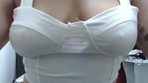  Laura  online show from 09/12/25, 01:22