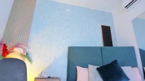 LauraIvy online show from 03/25/26, 12:55