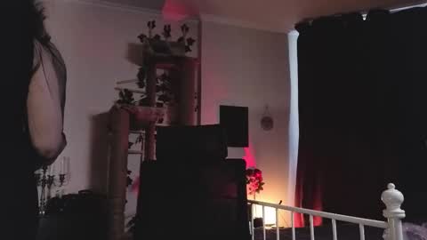 Miss Laura online show from 02/23/26, 09:28