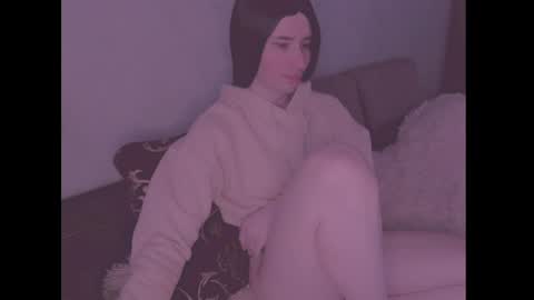 Snapshot of laura_night_byte chatting on 06/08/26, 05:19 laura_night_byte online show from 06/08/26, 05:19