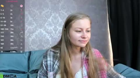Snapshot of laura_pudd chatting on 04/29/26, 01:48 Laura online show from 04/29/26, 01:48