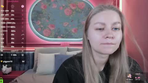 Snapshot of laura_pudd chatting on 05/16/26, 10:36 Laura online show from 05/16/26, 10:36