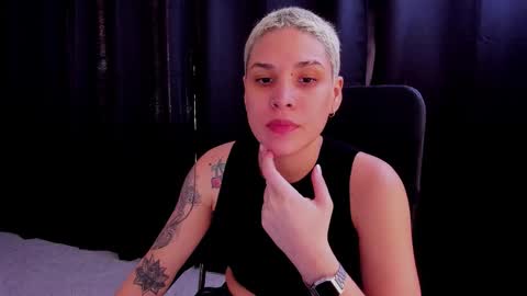Laura Rose online show from 09/19/25, 03:13