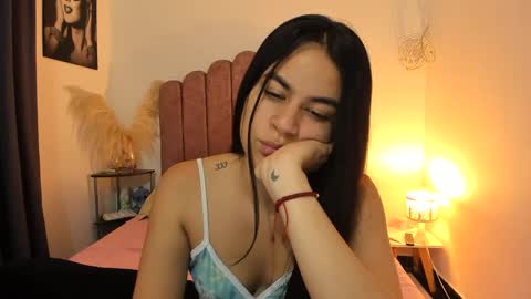 LAURA SOE online show from 12/21/24, 02:15