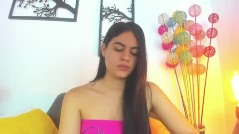 LAURA SOE online show from 01/14/25, 01:28