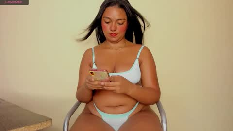 laura_summer online show from 09/25/25, 09:57