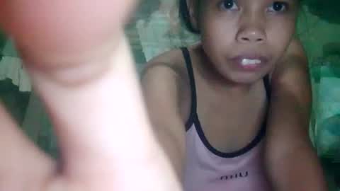 Snapshot of laura_sweet063 chatting on 07/14/26, 12:11 Laura online show from 07/14/26, 12:11