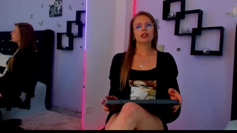 Laura Blue online show from 01/14/25, 12:11