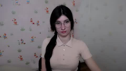 Laura online show from 02/23/26, 08:01