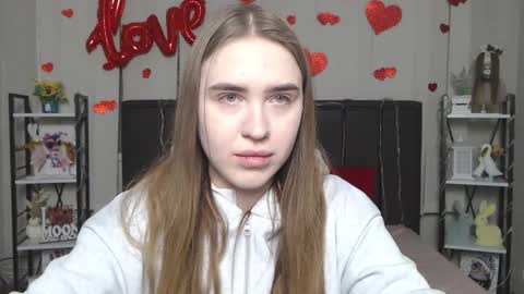 Snapshot of laurahlot chatting on 02/01/26, 06:28 LauraHlot online show from 02/01/26, 06:28