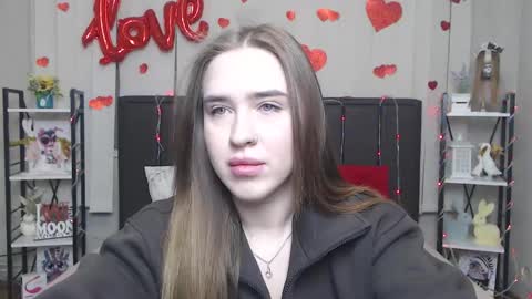Snapshot of laurahlot chatting on 02/03/26, 06:11 LauraHlot online show from 02/03/26, 06:11