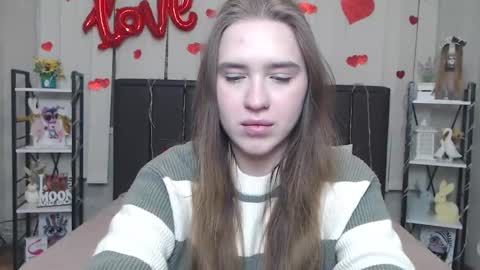 Snapshot of laurahlot chatting on 02/05/26, 08:46 LauraHlot online show from 02/05/26, 08:46
