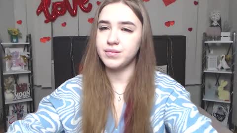 Snapshot of laurahlot chatting on 02/25/26, 06:45 LauraHlot online show from 02/25/26, 06:45