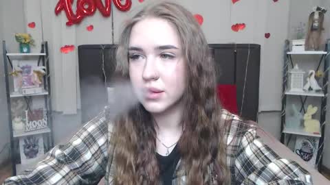 Snapshot of laurahlot chatting on 03/14/26, 06:30 LauraHlot online show from 03/14/26, 06:30