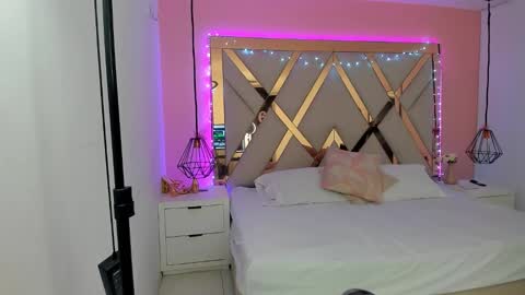 laura  online show from 02/06/26, 07:17