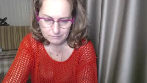 Lauraoven1 online show from 12/19/24, 03:30