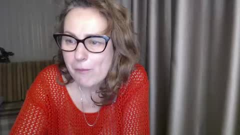 Lauraoven1 online show from 01/23/25, 04:37