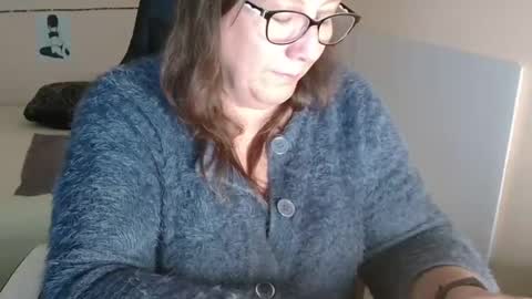 laureanne online show from 12/07/24, 12:45