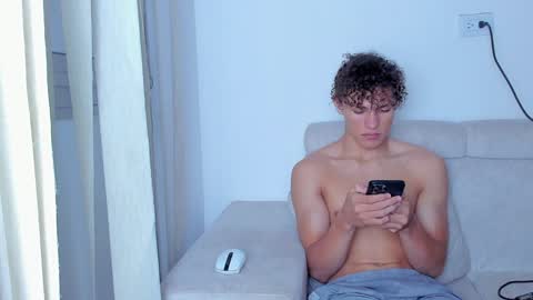 Laureent online show from 01/23/25, 10:43