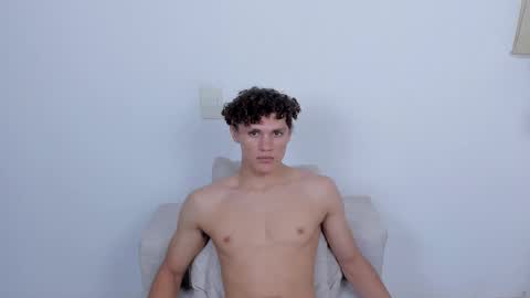 Laureent online show from 03/04/25, 05:53