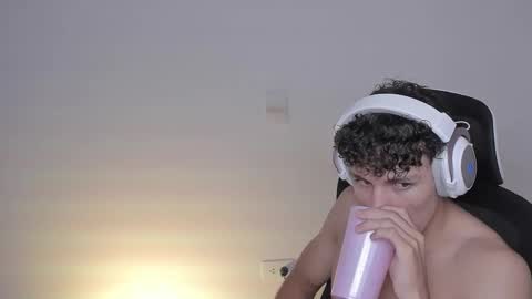 Laureent online show from 10/07/25, 06:43