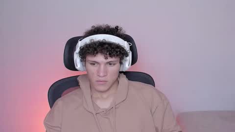 Laureent online show from 10/08/25, 05:27