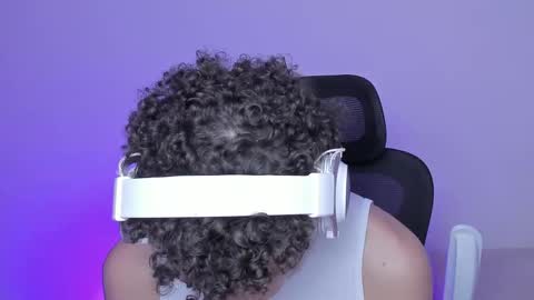 Laureent online show from 10/21/25, 05:02