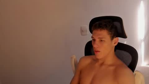 Laureent online show from 02/16/26, 07:10