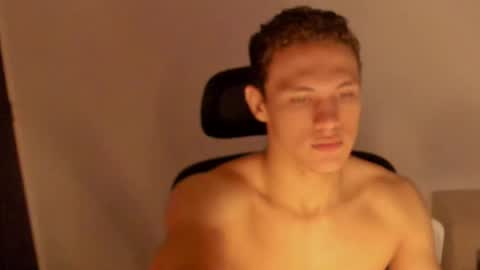 Laureent online show from 02/26/26, 08:02