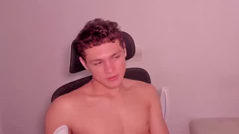 Laureent online show from 03/13/26, 05:41