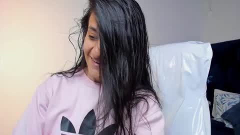 Lauren online show from 02/04/26, 11:38