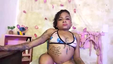 Lauren online show from 01/14/25, 04:15