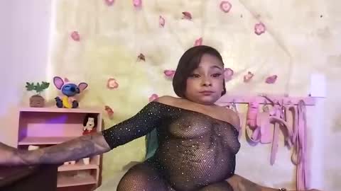 Lauren online show from 01/18/25, 04:48