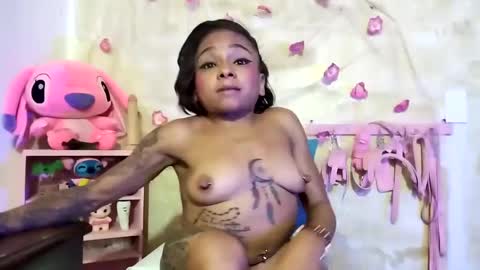 Lauren online show from 01/22/25, 06:52