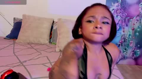 Lauren online show from 03/07/25, 03:40