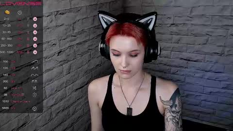 Snapshot of lauren_raquel chatting on 05/13/26, 06:49 Eva online show from 05/13/26, 06:49