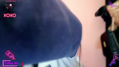 Lauren online show from 10/25/25, 12:45