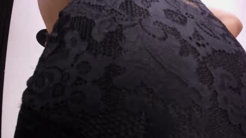 laurendpink online show from 04/10/26, 02:22