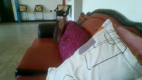 laurenhot94 online show from 10/04/25, 02:15