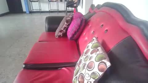 laurenhot94 online show from 10/29/25, 02:52