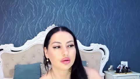 Laura online show from 11/07/25, 08:58