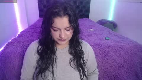 laurenkenner28_ online show from 04/23/26, 06:54