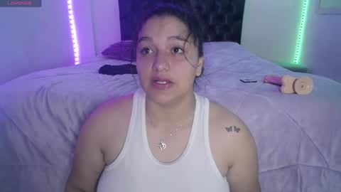 laurenkenner28_ online show from 05/11/26, 06:38