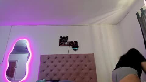 laurenlaine online show from 01/16/25, 06:06