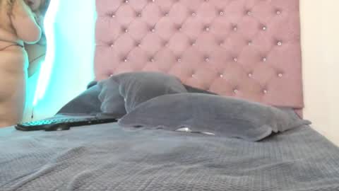 laurenlaine online show from 09/20/25, 03:57