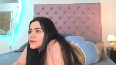 laurenlaine online show from 03/08/26, 04:49