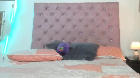 laurenlaine online show from 03/21/26, 03:37