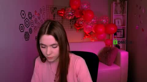 Laure online show from 02/13/26, 10:33