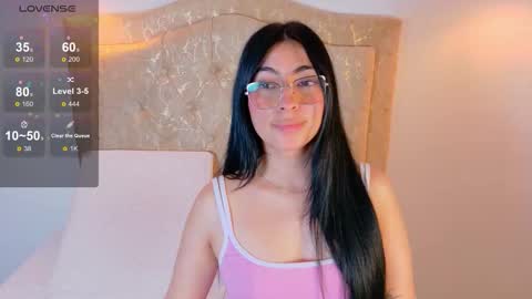 laurenn_smitth online show from 11/19/25, 01:33